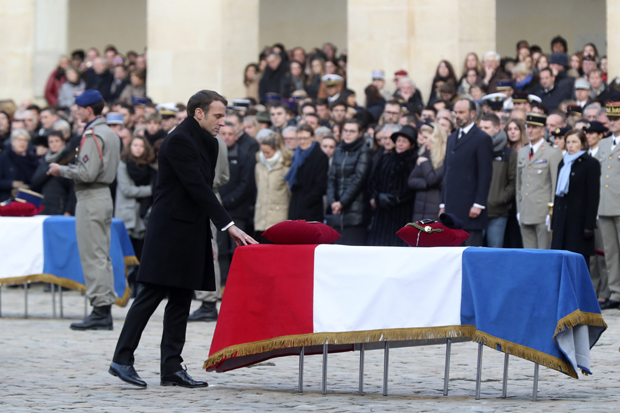 “Ова имена одзвањају од јунаштва од Доброг поља до Малија“: Француска одала почаст страдалим војницима